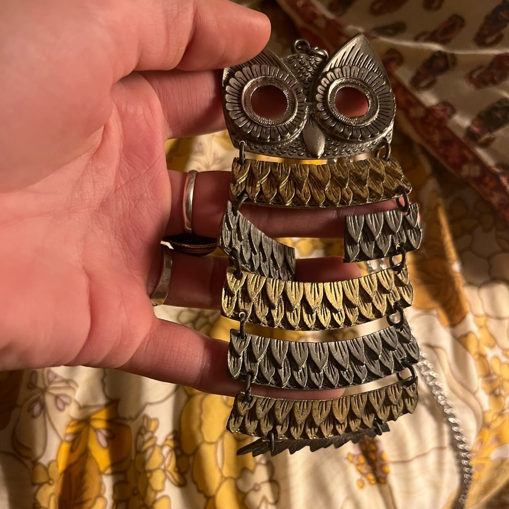 Broken Vintage Owl Pendant